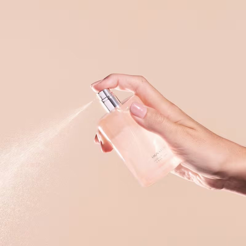 عطور الشعر : سر الأنوثة وجمال الرائحة الذي يدوم طوال اليوم